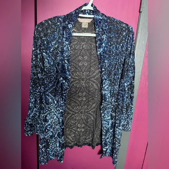 Tanjay Blue and Black Patterned Shirt and Shawl - Picture 3 of 8